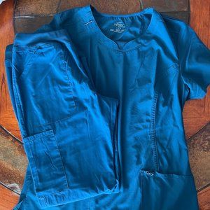 Cherokee Infinity Scrub set